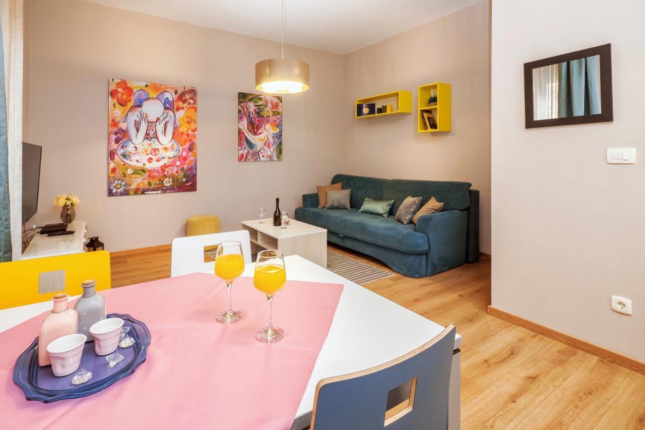 Apartment Queen Teuta In The Heart Of Split Historical Heritage ภายนอก รูปภาพ