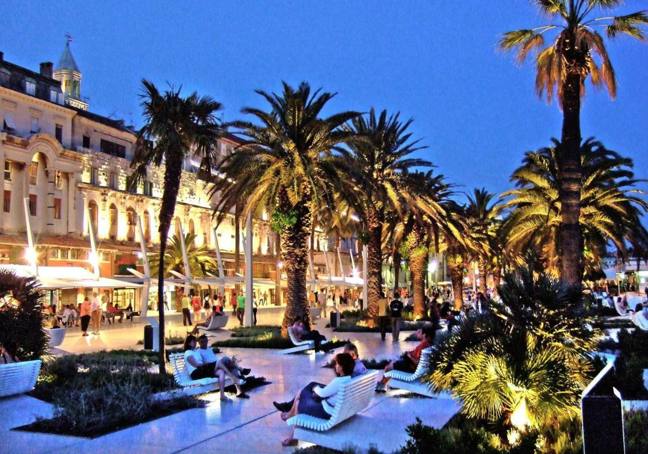 Apartment Queen Teuta In The Heart Of Split Historical Heritage ภายนอก รูปภาพ